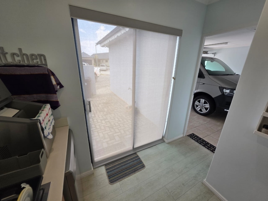 5 Bedroom Property for Sale in Marina Martinique Eastern Cape